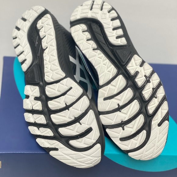 Brand New* - Asics gel cumulus 22 AWL graphite grey silver - Picture 9 of 11